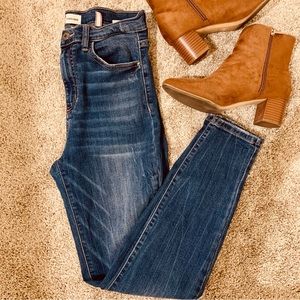 High Rise Skinny Jeans 👖🍁